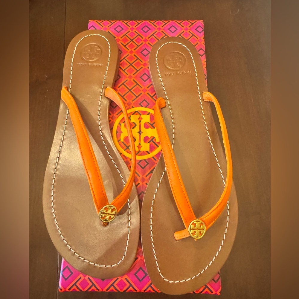 Tory Burch Terra Thong sandal size 9